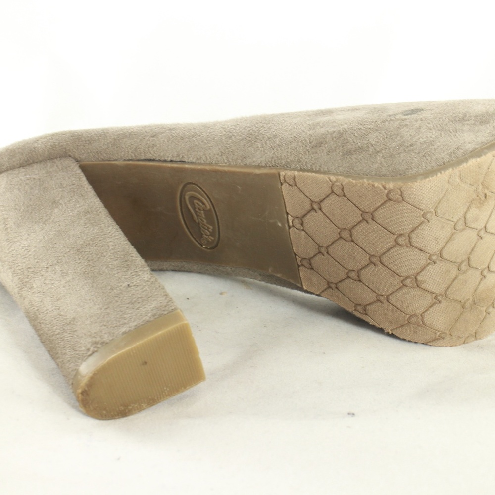 LIKE NEW CANDIES Gray Block Heel Pumps - Picture 7 of 8